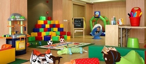 Hotel Temático para niños T3 Tirol, en Madrid