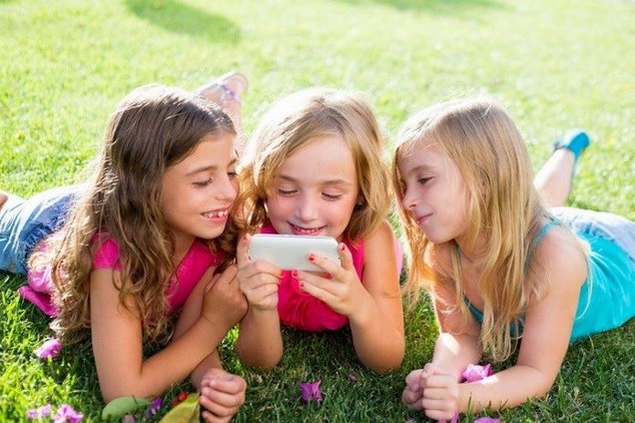 El uso del móvil en niños